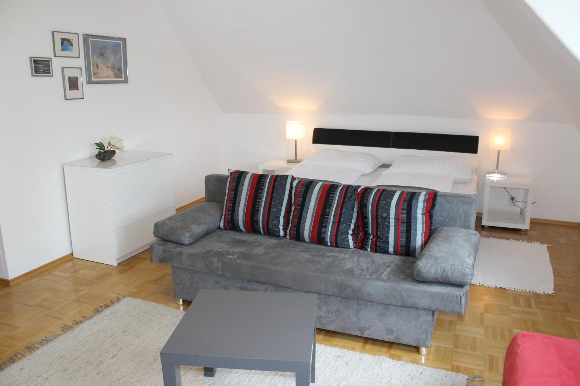 Ferienwohnung Und Gaestezimmer Korb Krumpendorf Exteriér fotografie